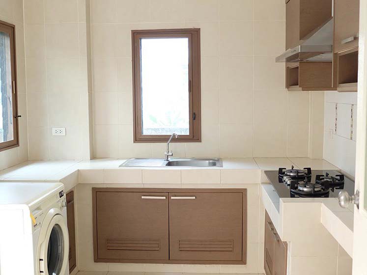 House with Shared Pool in Bangnatrad 